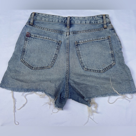 URBAN OUTFITTERS Surf Shorts - Picture 3 of 3